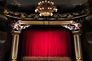 theatre_x9cl.avif